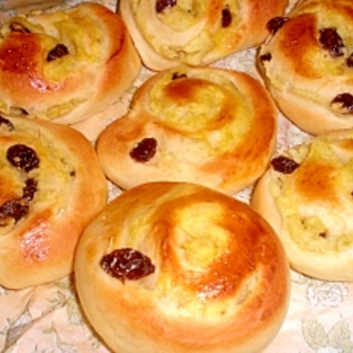 さつまいも レーズン りんごのクルクルパン レシピ 作り方 By Kumi Mama 楽天レシピ